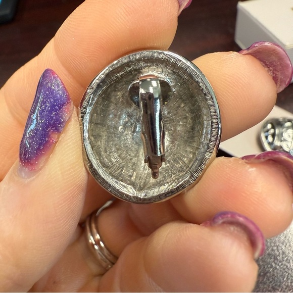 Avon Moroccan Silvertone Clip-On Earrings NIB vintage 1990 - Picture 2 of 8